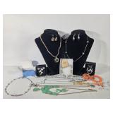 Necklace and Earring Sets(9)