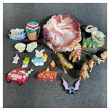 Zoom Animal Figures (6), Fridge Magnets (10),