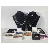 Various Necklaces(11)