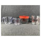 Pyrex 8 Cup measuring cup