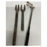 Pneumatic & Manual Pickle Forks