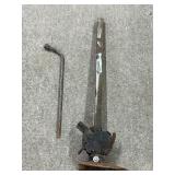 Bumper Jack