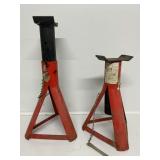Pin Style Automatic Jack Stands (2)