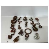 Hooks, Shackle