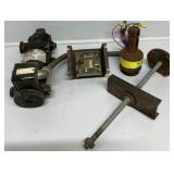 Permanent Magnet DC Gearmotor. & Circuit Board