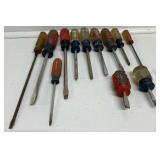 Phillips & Flathead Screwdrivers Various Sizes