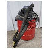 Milwaukee Contractors Vaccum