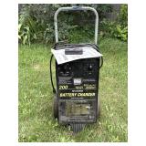 Die Hard Battery Charger 275/125 amp engine