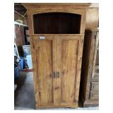 Computer cabinet with bookshelf top