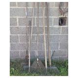 4 Leaf Rakes, 2 Landscape Rakes