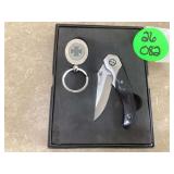 KNIFE AND KEYCHAIN SET
