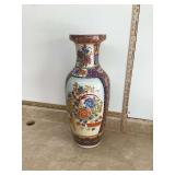 LARGE PORCELAIN FLORAL VASE