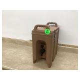 Insulated drink dispenser