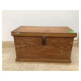 VINTAGE WOODEN CHEST - VINTAGE