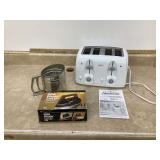 Kitchen appliances for blending and toasting