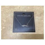 Shiny silver necklace