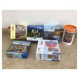 TOYS   BOARD GAMES