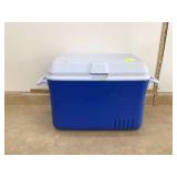 RUBBERMAID COOLER