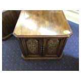 MID CENTURY MODERN FURNITURE - TABLE