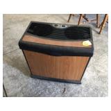 Kenmore humidifier with 2 replacement filters working condition