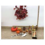 ORNAMENTS   HOLIDAY DECOR