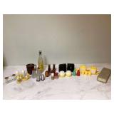 Retro seasoning containers Retro seasoning containers