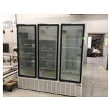 Large commercial food cooler works efficiently