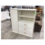 MID CENTURY MODERN FURNITURE