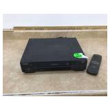 TOSHIBA VCR W REMOTE(POWERS ON)