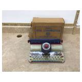Vintage Marx Junior Typewriter w  box