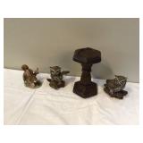 1 Three vintage figurines with stands