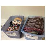 18QT Totes with fabric and thread 18QT Totes with fabric and thread