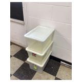 Durable 49-gallon storage totes Durable 49-gallon storage totes