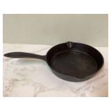 Delmonicos 8 cast-iron skillet Delmonicos 8 cast-iron skillet