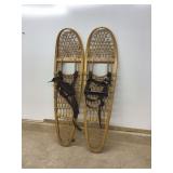 PAIR OF SNOW TREK SNOWSHOES PAIR OF SNOW TREK SNOWSHOES