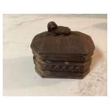 Match safe with lid striker