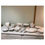 1950s Raymond Loewy designed coin-inspired dish set