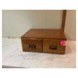 Oak 2 drawer index card organizer
