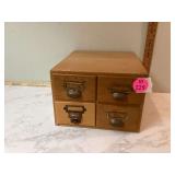 Wooden storage unit for index cards