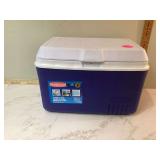 34 QT RUBBERMAID COOLER