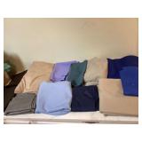 BOX OF VARIOUS MATERIAL - ARTS & CRAFTS