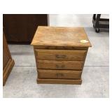 MID CENTURY MODERN FURNITURE - TABLE