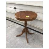 MID CENTURY MODERN FURNITURE - TABLE