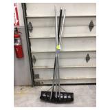 20’ ROOF RAKE - LAWN & GARDEN