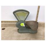 VINTAGE TOLEDO SCALE - COLLECTIBLES