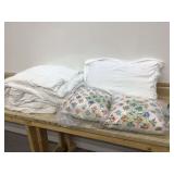 Bedding set comforter pillow throw pillows