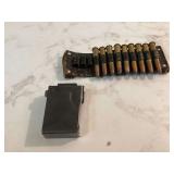 9-round leather cartridge holder for 32 Special with clip 9-round leather cartridge holder for 32 Special with clip