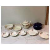 ASSORTED HALL CHINA PIECES ASSORTED HALL CHINA PIECES