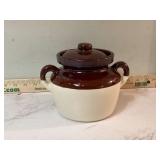 VINTAGE MCCOY BROWN GLAZED BEAN POT VINTAGE MCCOY BROWN GLAZED BEAN POT
