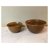 2 USA STONEWARE BOWLS 2 USA STONEWARE BOWLS